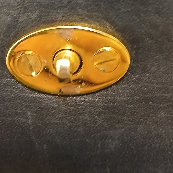 Bally Black Quilted Shoulder Bag with Gold Chain - Picture 4 of 15